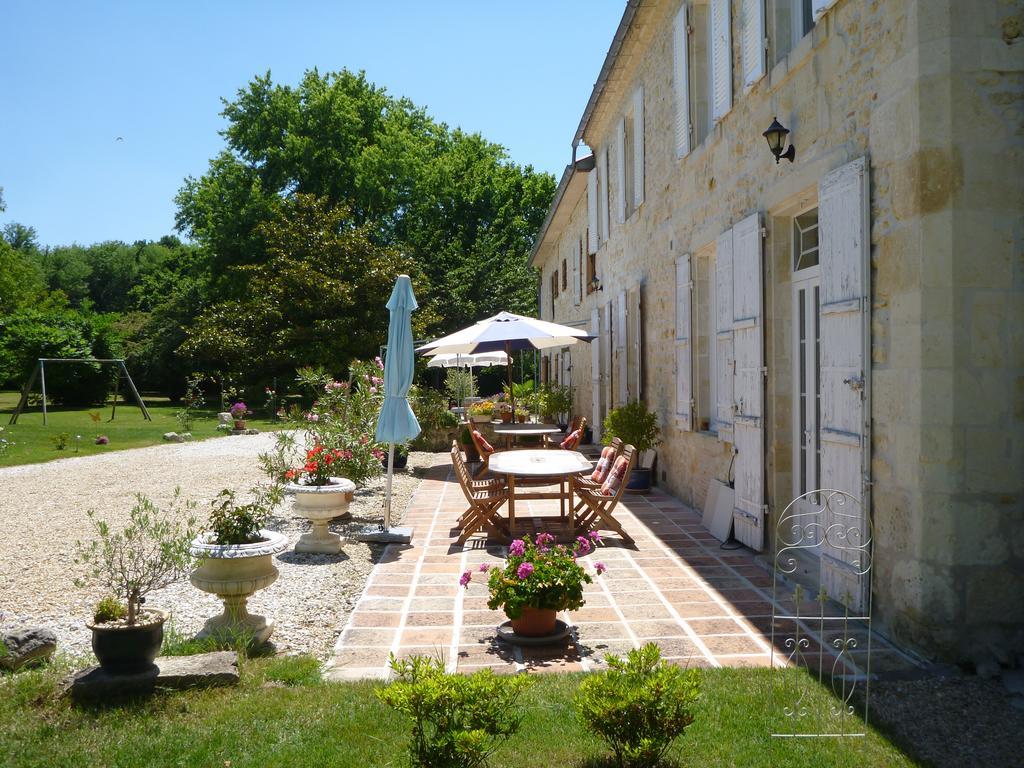 Domaine Du Papillon Bed & Breakfast เลส์ปาร์-เมดอค ภายนอก รูปภาพ