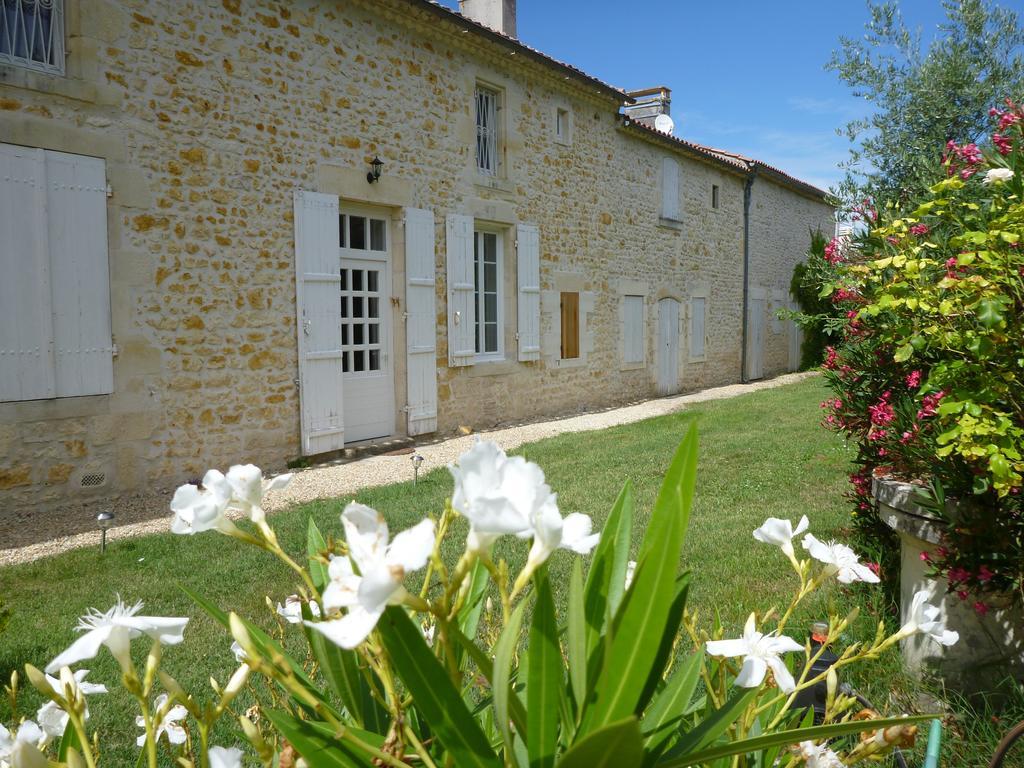Domaine Du Papillon Bed & Breakfast เลส์ปาร์-เมดอค ภายนอก รูปภาพ