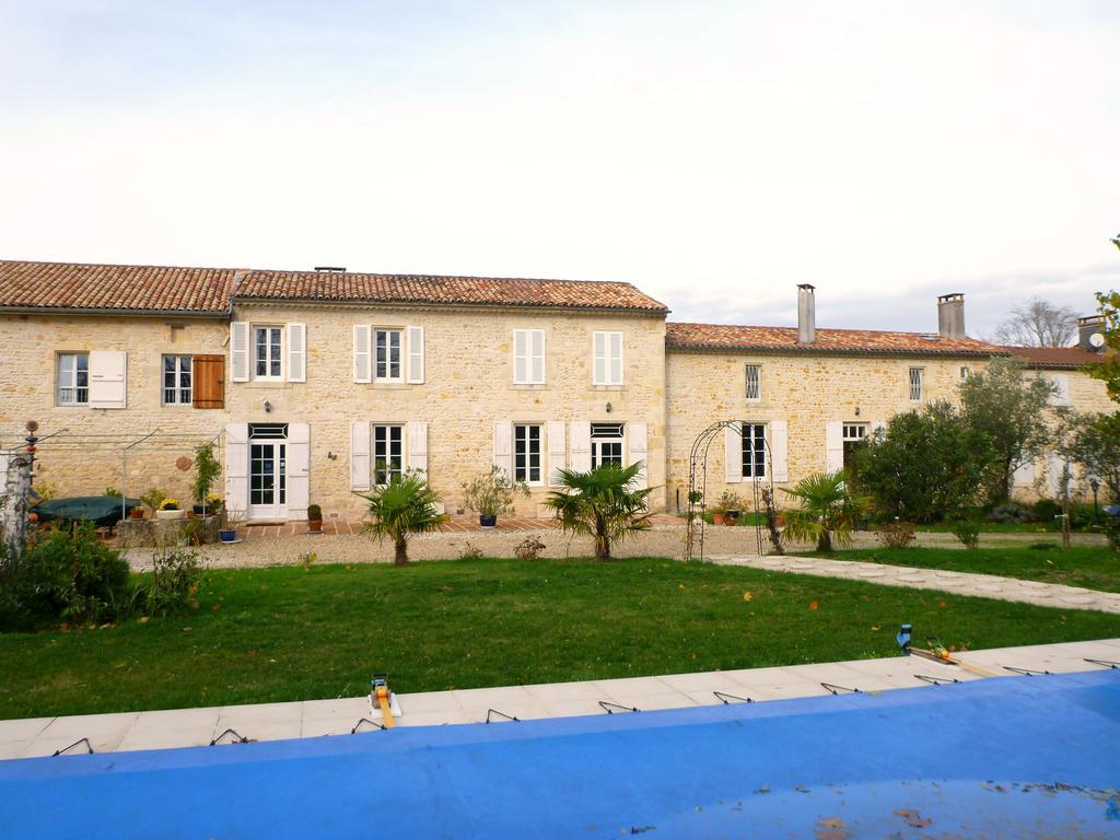 Domaine Du Papillon Bed & Breakfast เลส์ปาร์-เมดอค ภายนอก รูปภาพ